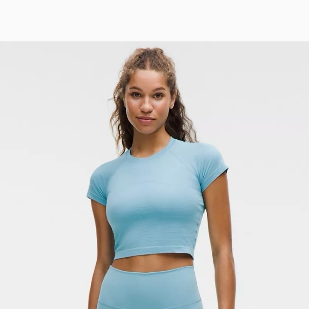 lululemon Swiftly Tech Cropped Short Sleeve 2.0